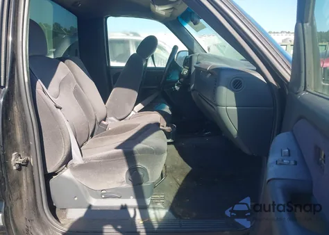 2002 GMC Sierra 1500 Sle z USA, uszkodzony, nr VIN 1GTEC14V02Z189806